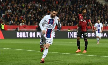 法甲-巴黎2-0尼斯止两连败 梅西传射多纳鲁马屡献神扑拉莫斯破门